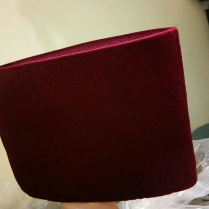Peci Kopiah Turki Bludru Marun Tinggi 18 Unik Dan Elegan - 0