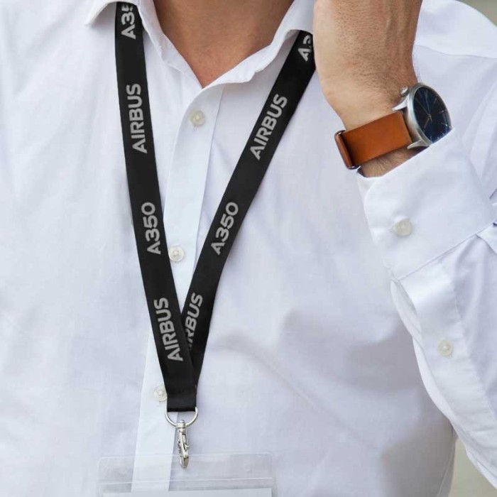 

Produk Baruu! Lanyard/ Tali ID Card Airbus A350 XWB Official Merchandise
