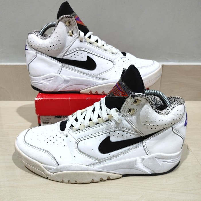 SEPATU NIKE AIR FLIGHT LITE SIZE 40