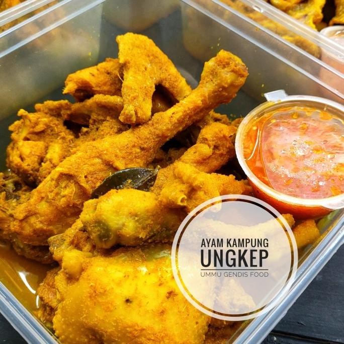

Ayam Ungkep Kampung (1 ekor potong 8)