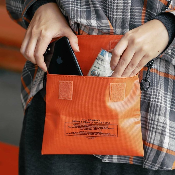 

Salee! PENCO Carry Tite Case M / Key Case