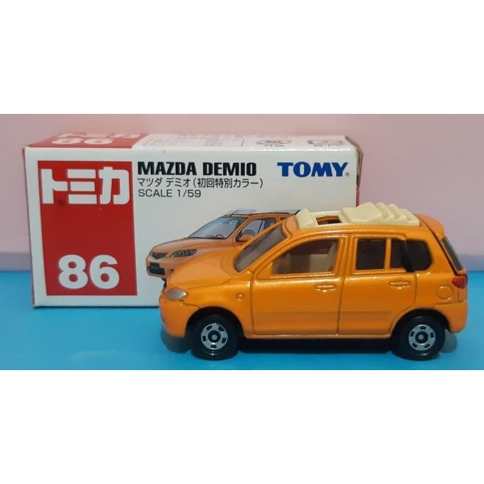 Tomica Takara Tomy 86 Mazda Demio (Jingga)