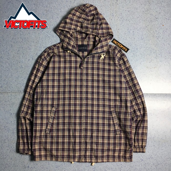 JAKET UNIQLO TARTAN UNGUU