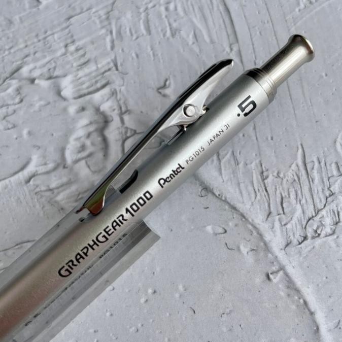 

Pentel Graph Gear 1000 Drafting Mechanical Pencil / Pensil Mekanik Graphgear 1000 Original Dan Terpercaya