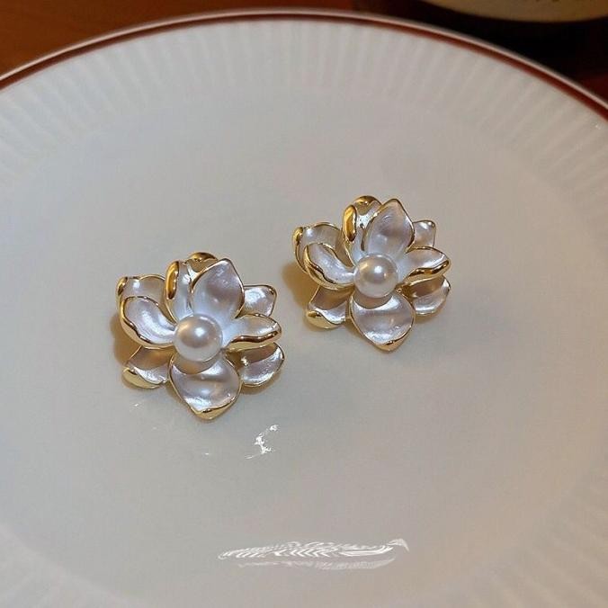 Anting Bunga Putih Perhiasan Pesta Anting Wanita HFS