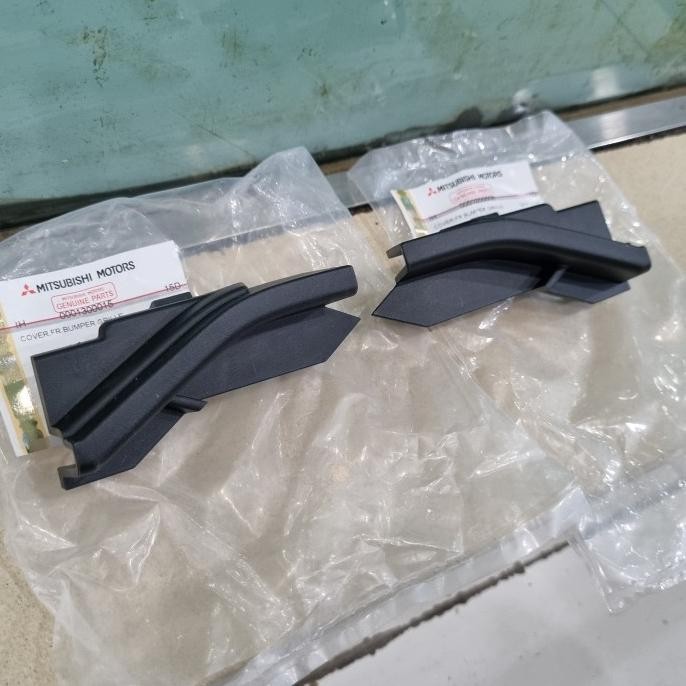 Cover Grill Bemper Depan Asli Mitsubishi New Pajero Sport 2023  Ready
