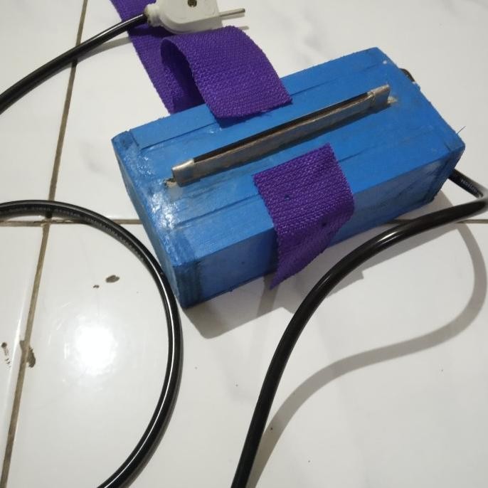 

TERLARIS - alat potong webing lanyard pita