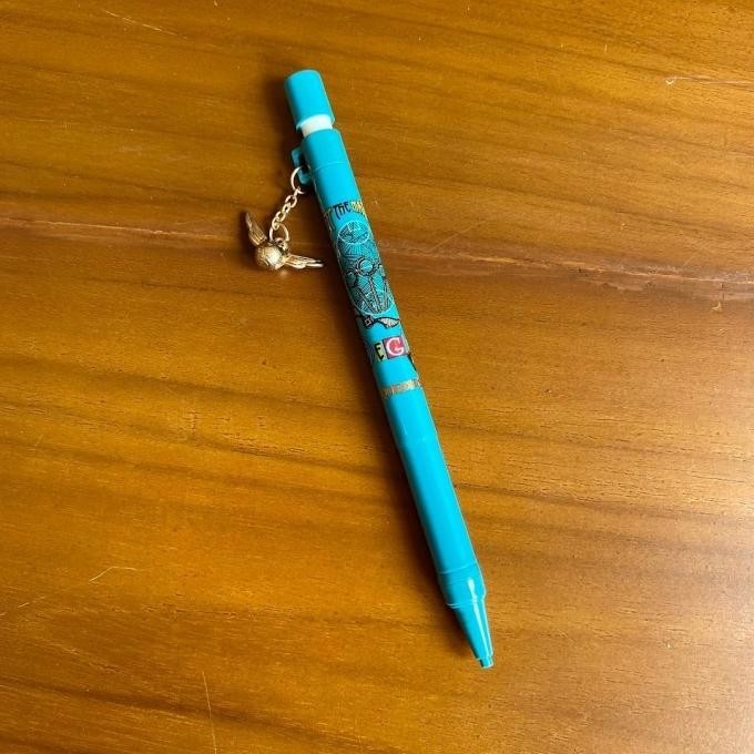 

Terbaru NEW Pulpen Pena Deli S1223/S1224 Pen Karakter Kartun Harpot Alat Tulis Perlengkapan Sekolah