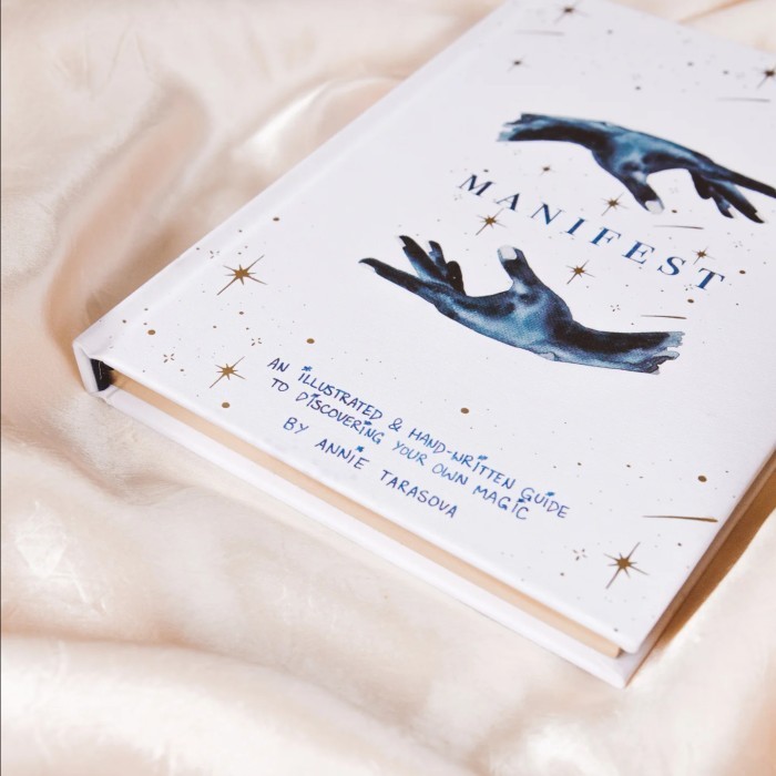 

Manifest Book Journal Dreamy Moons Jurnal Guided Limited Diskon