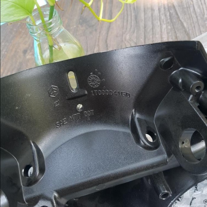 STANG ATAS BAWAH VESPA NEW PX ORIGINAL VESPA NOS