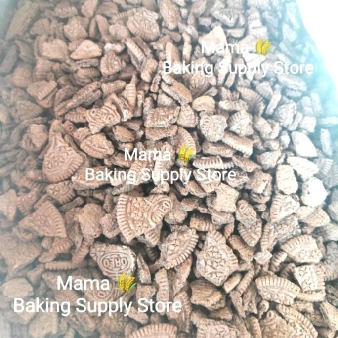 

Black Cookie Crumb Crumble Diced Cake Topping Minuman Decoration 1 Kg Terlaris