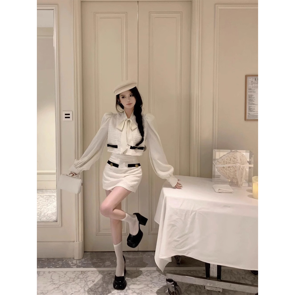 [Cream Winnie]Atasan pendek wanita elegan Korea dan rok set dua potong putih