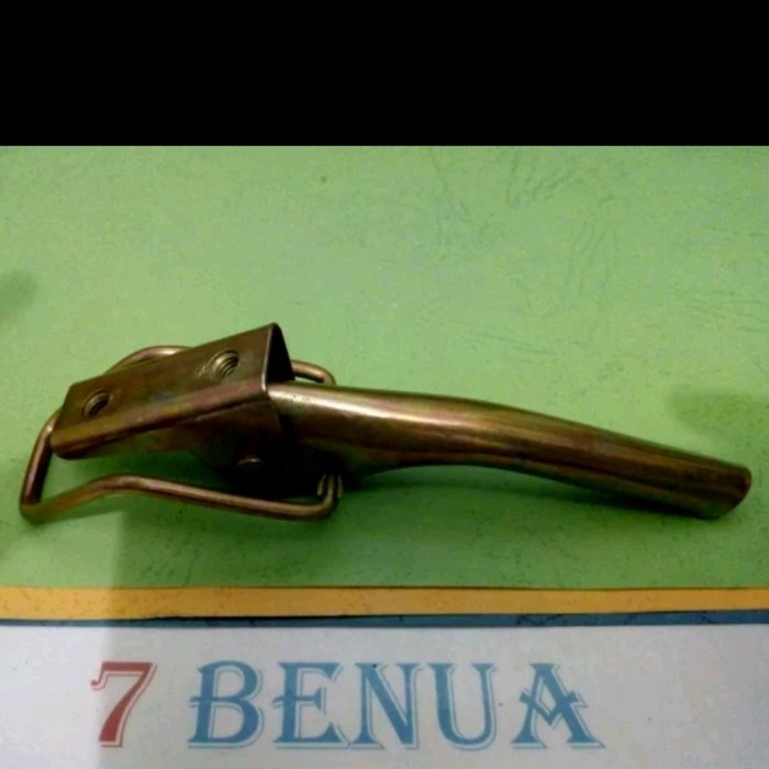HANDLE BAK PINTU BELAKANG SUZUKI CARRY/FUTURA PICK UP