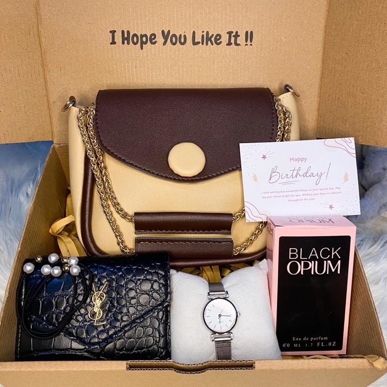 

CR - [QUEEN BAG]HAMPERS GIFT BOX TAS CEWEK/KADO PACAR/KADO VALENTINE/KADO ANNIVERSARY/KADO ULANG TAHUN/HAMPERS NATAL/HAMPERS LEBARAN/HAMPERS RAMADAN/KADO WEDDING/KADO WISUDA TERLARIS