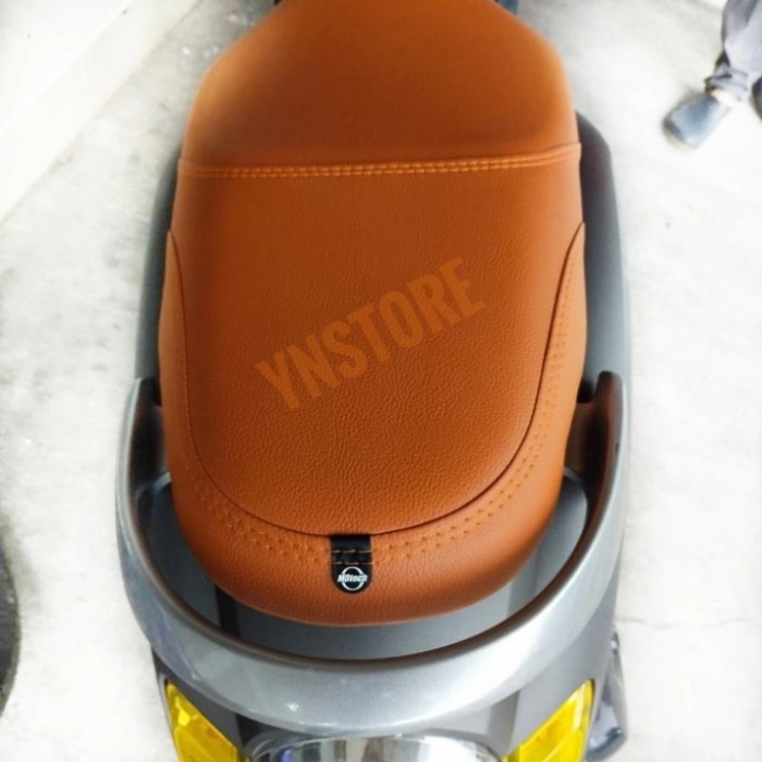 Sarung Jok motor Scoopy old - Scoopy new 2020 2021 Kulit Mbtech Ori HARGA SPESIAL