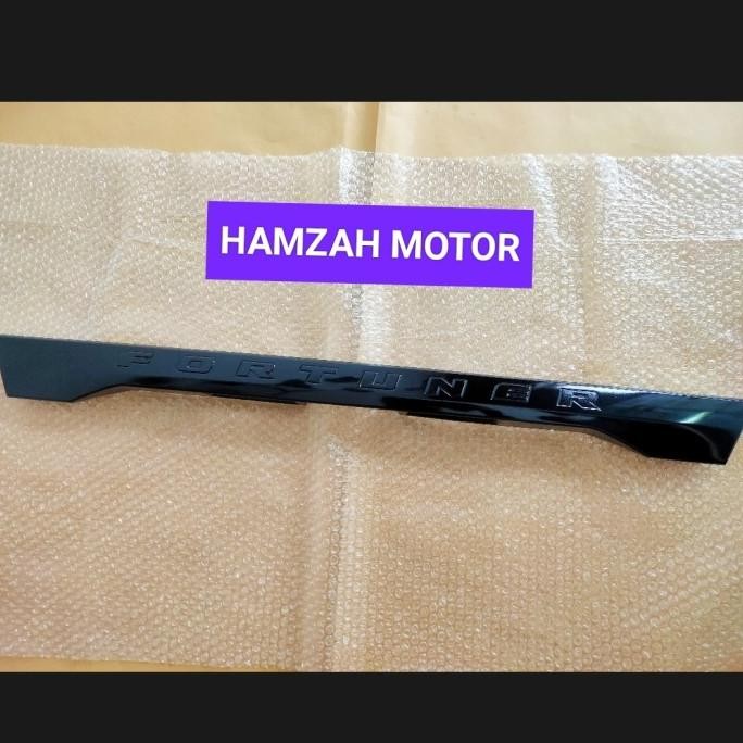 Trunklid Bagasi Belakang Toyota Fortuner 2012 - 2015 Hitam Asli