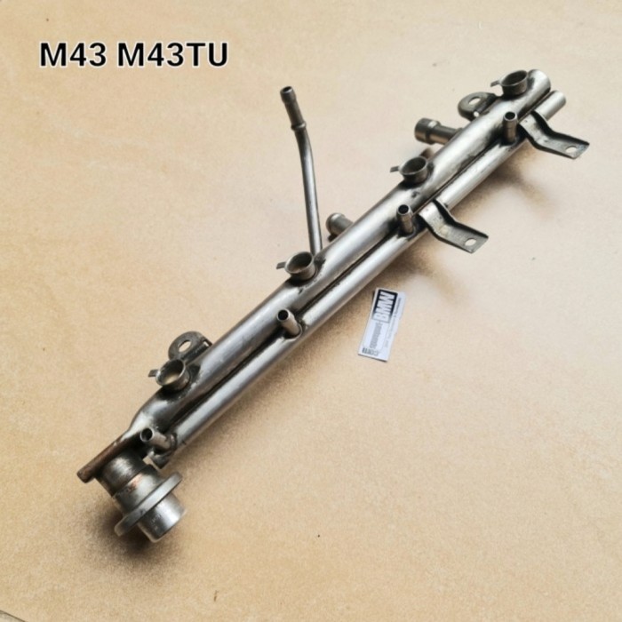 fuel regulator rail injector BMW M43 M43TU