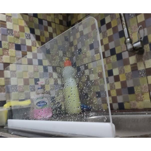 Sekat Anti Ciprat Tempat Cuci Piring Dan Kompor Memasak Bahan Acrylic