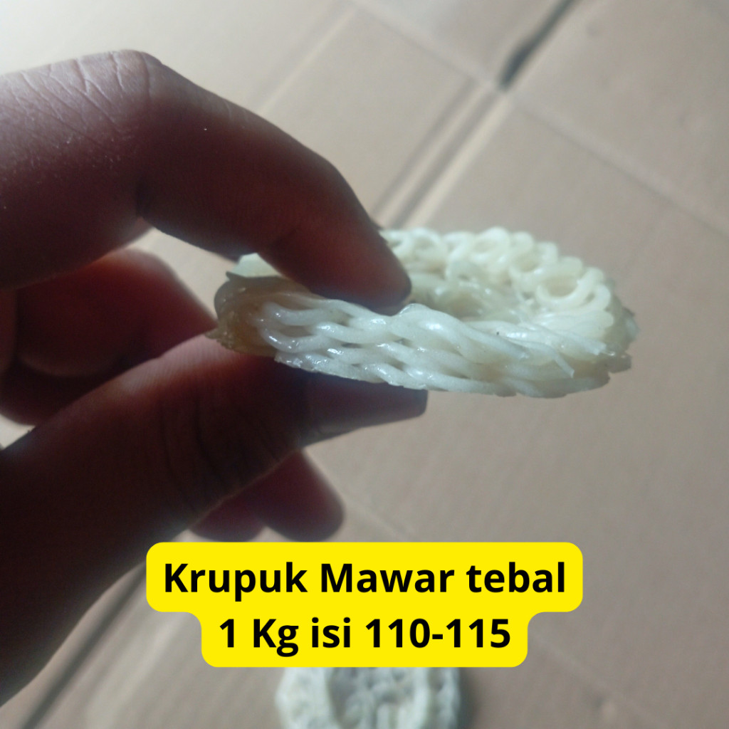 

Korzaln Kerupuk Mawar Mentah 1 Kg/Krecek Kerupuk Lauk Uyel Rasa Bawang Mentah