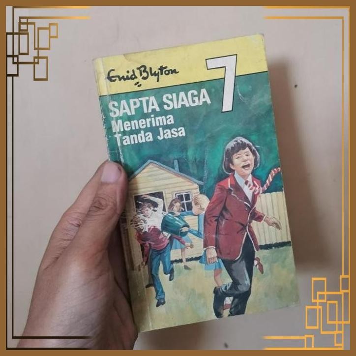 

[ADG] ORIGINAL Novel Enid Blyton Menerima tanda jasa