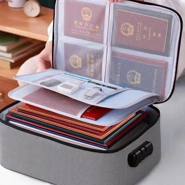 

ELEGAN OSM JKT H5962 TEMPAT PENYIMPANAN DOKUMEN / TAS DOKUMEN MULTIFUNGSI / DOCUMENT STORAGE BOX / TAS DOKUMEN SERTIFIKAT