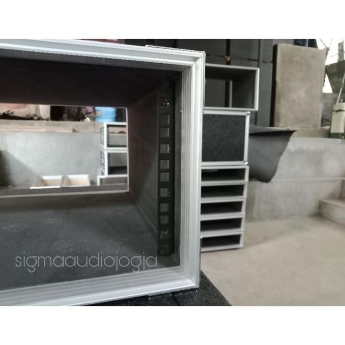 Hardcase Acc 4U 6U 8U Tanpa Tutup Met Resin Harkis Power Standar