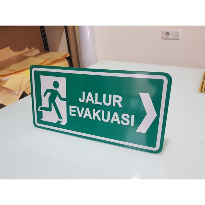 

Plang Papan Rambu Jalur Evakuasi Aluminium 40x20cm