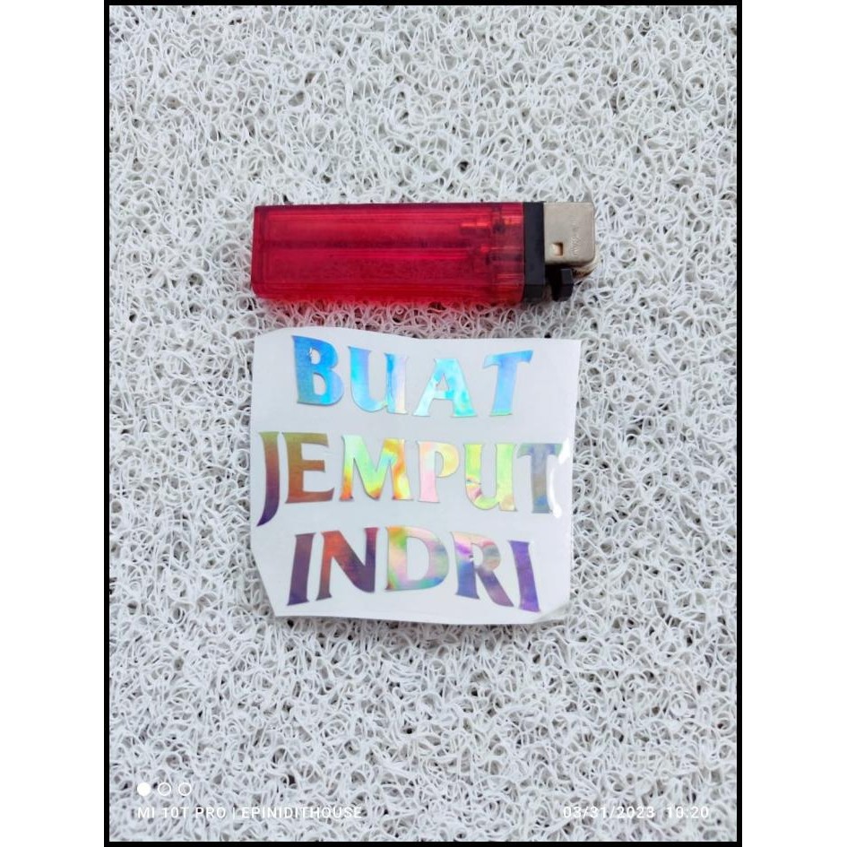 

GRATIS ONGKIR STIKER MOTOR MOBIL LAPTOP BUAT JEMPUT PACAR HOLOGRAM KATA HUMOR LUCU !!!!