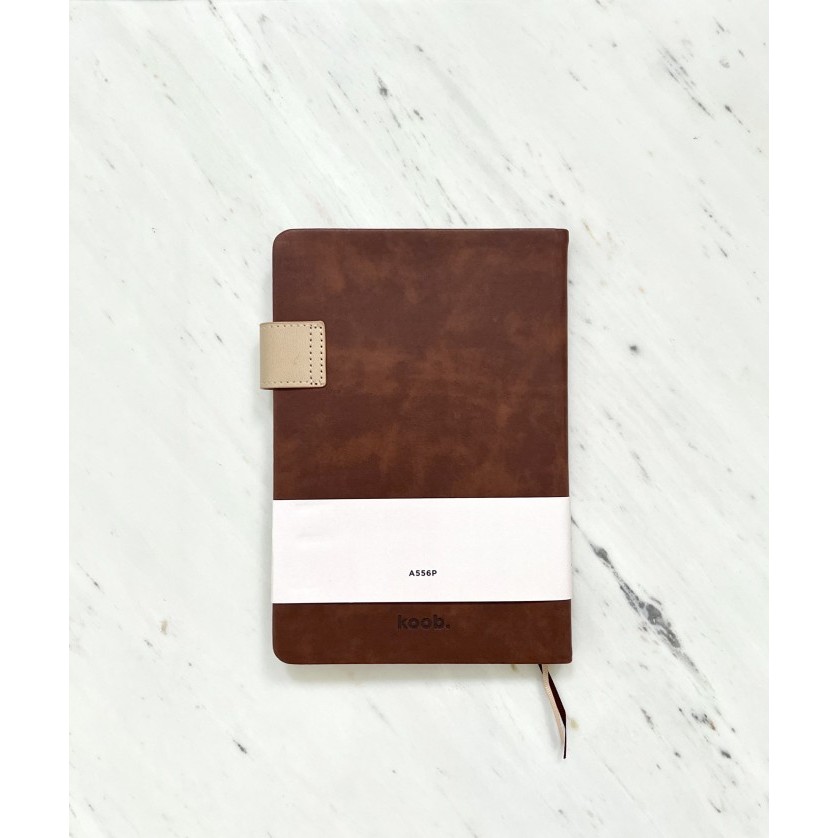 

A556P Koob. Hardcover Notebook Dengan Utup Magnet Dan Holder A5 Buku Tulis Garis / Rulled Agenda