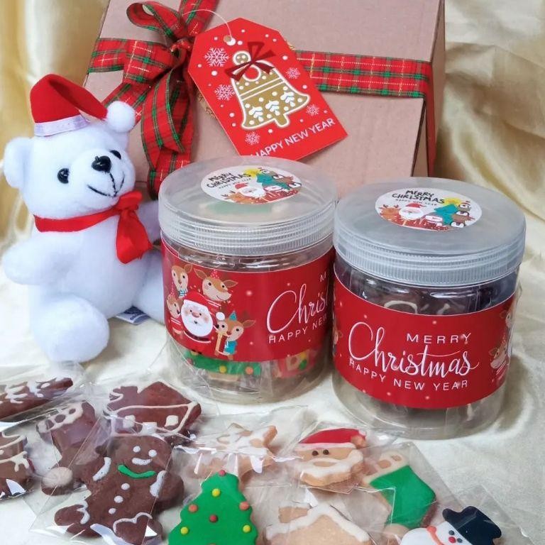 

Bisa Cod Hampers Natal Kue Kering Karakter Christmas Souvenir Natal Termurah
