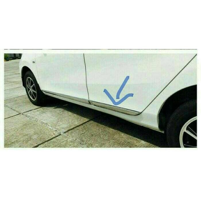 List Body Samping Chrome Toyota Calya / Daihatsu Sigra