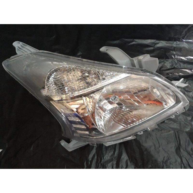 Lampu Depan Toyota Avanza Xenia 2012 2013 2014