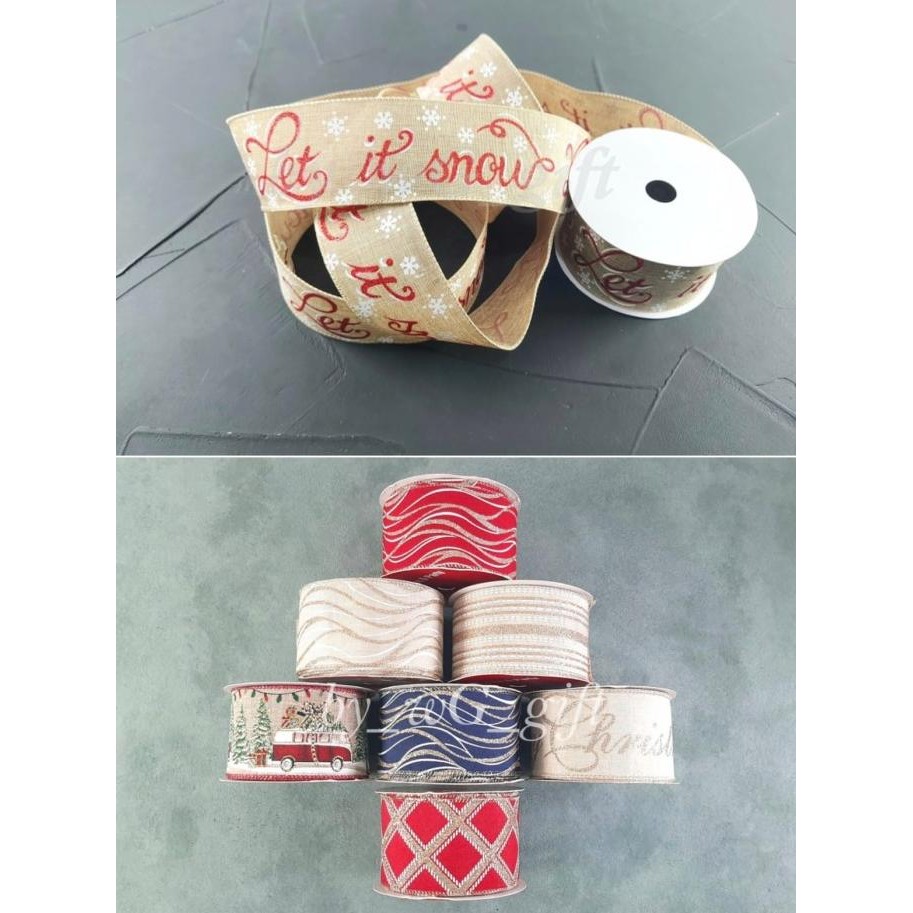 

Pita Kanvas - Natal - Merry Christmast - Mix Motif ; Lebar 6.3 Cm ; Panjang 10 Yard ; 1 Pack 1 Piece