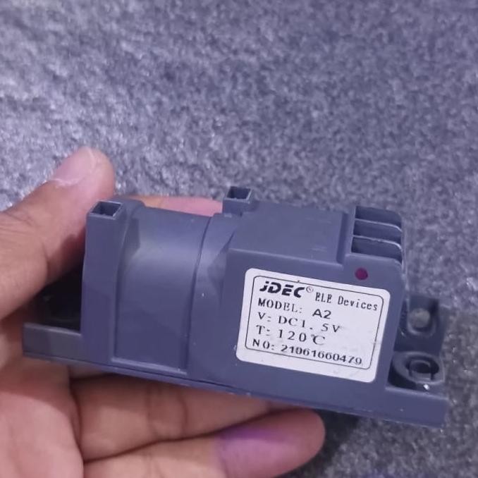 Generator pemantik kompor tanam modena