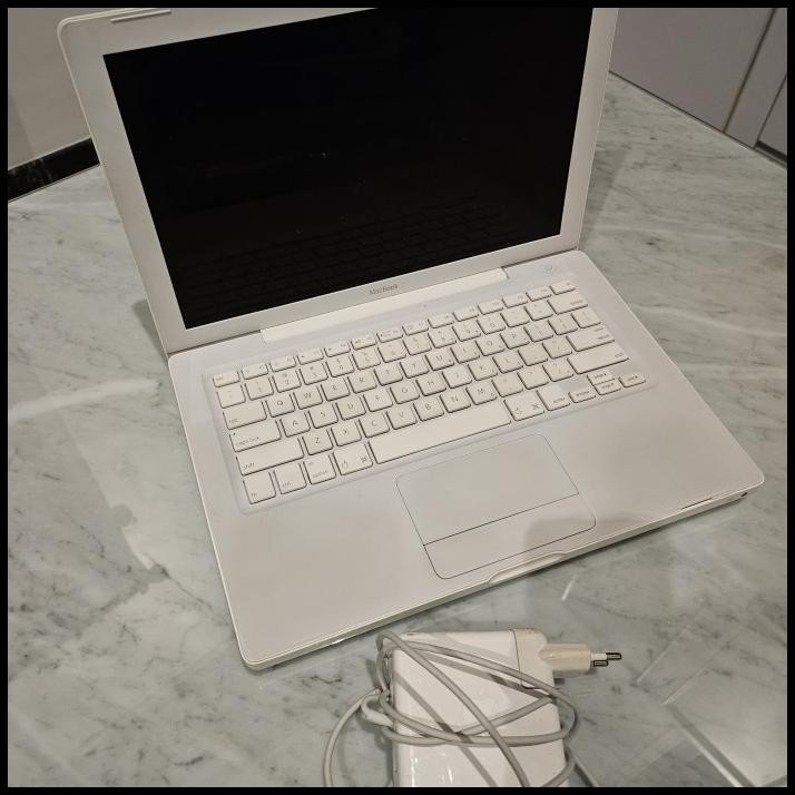 LAPTOP MURAH MACBOOK 2007