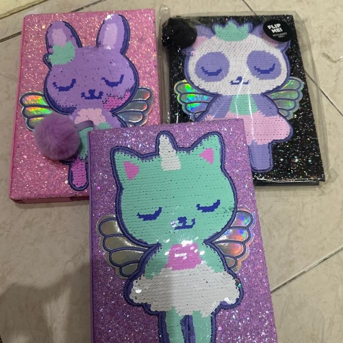 

SMIGGLE NOTEBOOK SEQUIN A5 with pompim original