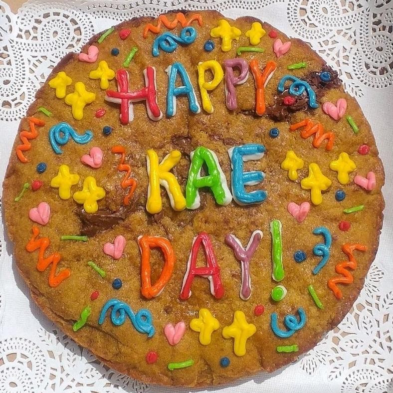 

CR - Giant Cookies Decorating by Biscotti.kies TERLARIS