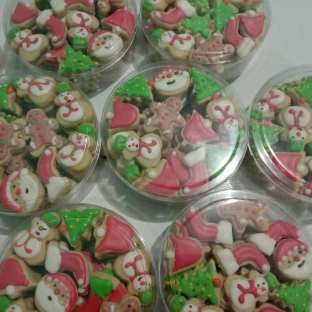 

CR - Cookies natal toples 250g (kecil) TERLARIS