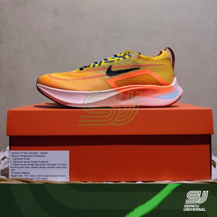 Nike Zoom Fly 4 Ekiden University Gold/Black