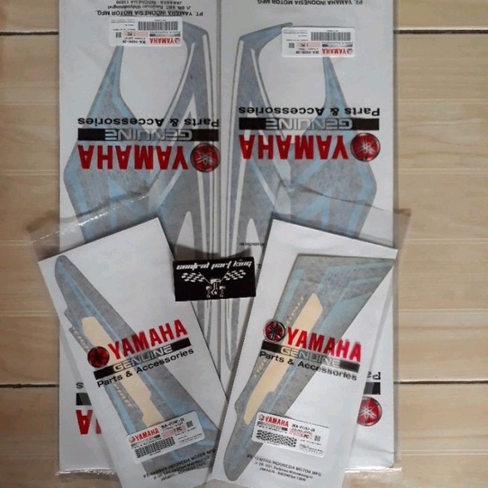 STRIPING TANGKI STIKER BOX AKI FULL SET KANAN KIRI RX KING 2004 BIRU