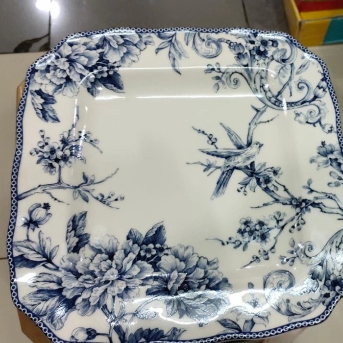 PIRING MAKAN KERAMIK SANGO