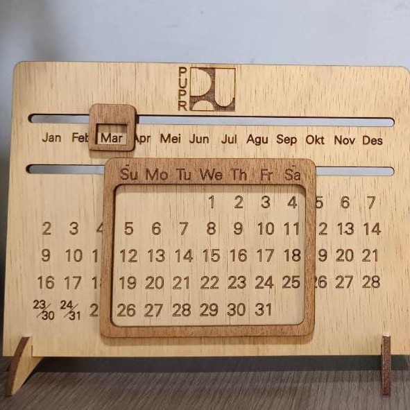 

Kalender Kayu Abadi Souvenir Pernikahan Murah Berkualitas