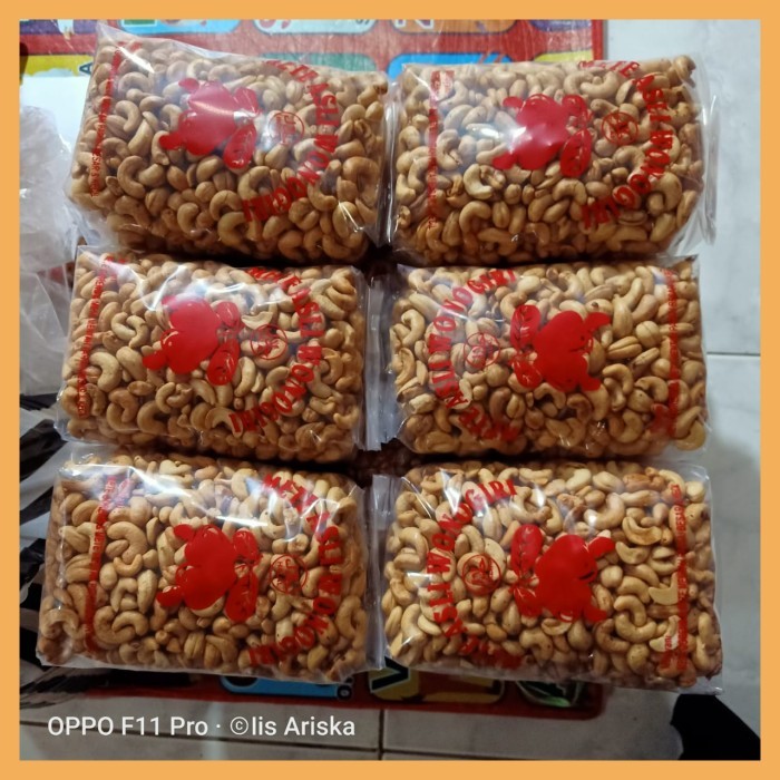 

Ready Kacang Mete Wonogiri Matang Grade Super Netto 500 Gram