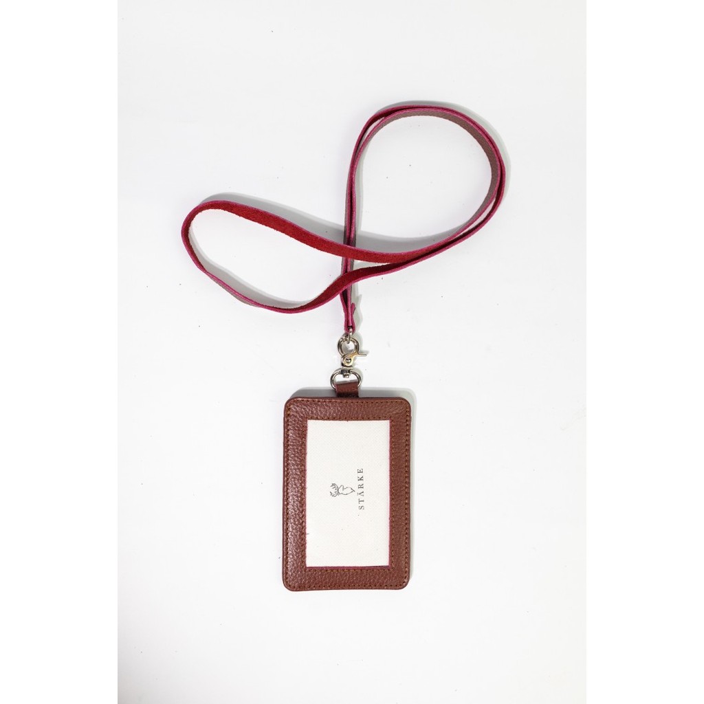 

Tempat Name Tag Bahan Kulit Asli STARKE Hustle Hog Maroon Tekstur