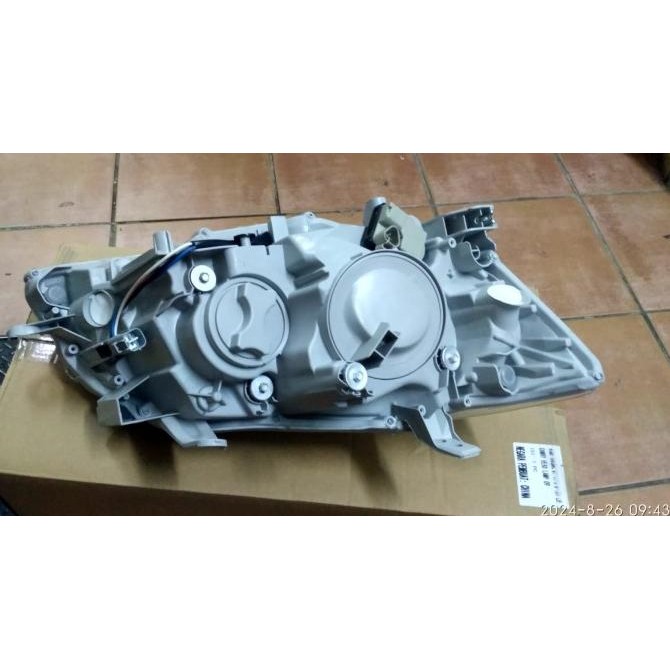 Ready  HEADLAMP CAMRY 2009 2010 2011 HID