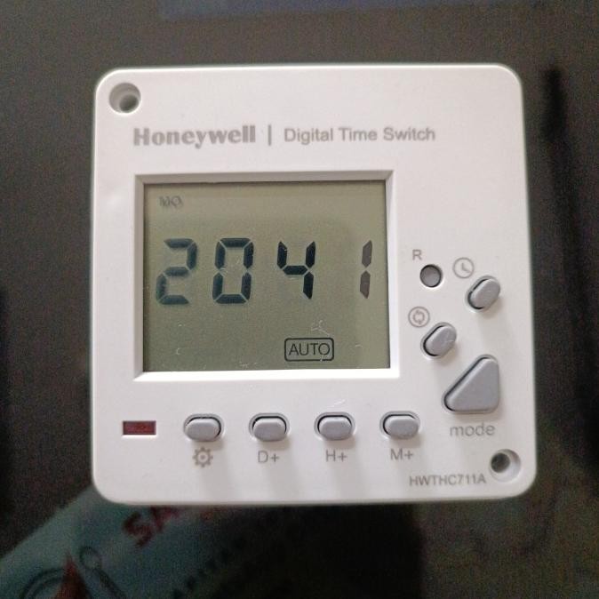 Switch - Honeywell digital time switch