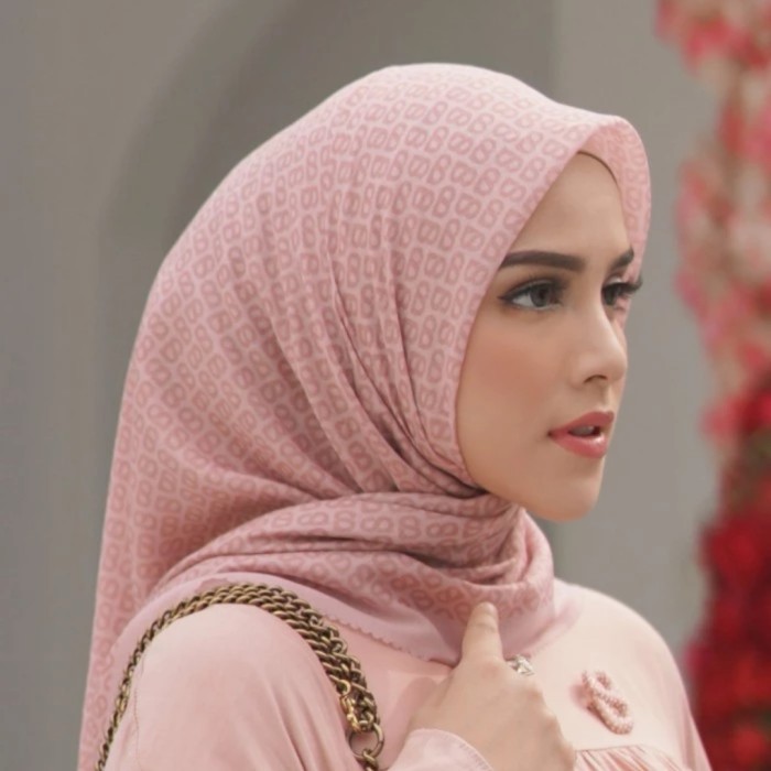 Buttonscarves Tapis Square - peach