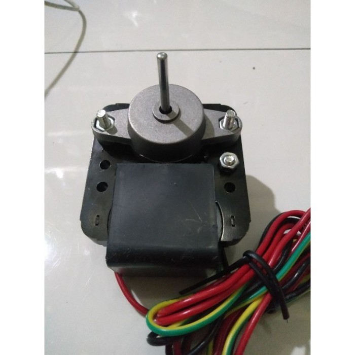 TERBARU DINAMO FAN KULKAS SHOWCASE