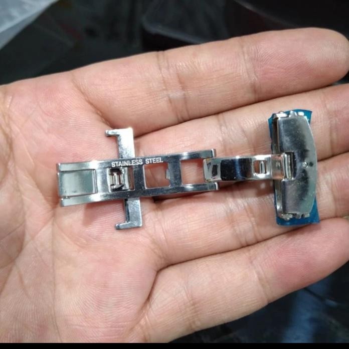 BUCKLE JAM TANGAN CLAPS BUTTERFLY