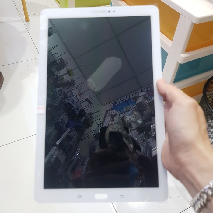 LCD SAMSUNG TAB P585 P580 ORI + TSCREEN PUTIH HITAM